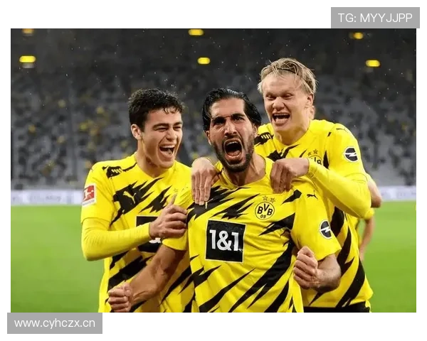 多特蒙德防线站位混乱引发频繁失守,当前阶段整体防守稳定性面临考验 多特蒙德防线站位混乱引发频繁失守,当前阶段整体防守稳定性面临考验