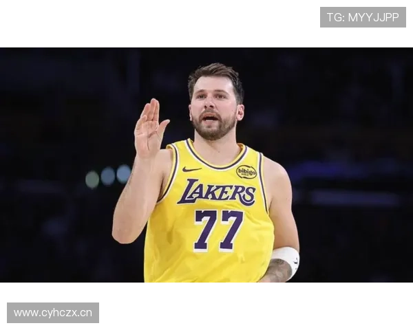 塔图姆单打对阵东契奇得分结构更均衡